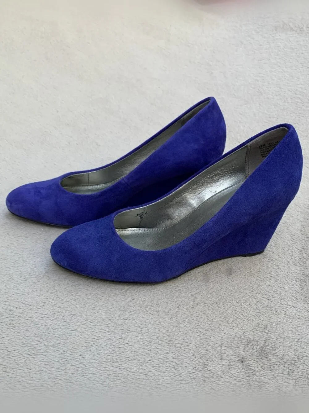 Bandolino Transpose Blue Suede Demi Wedges Sz 7.5